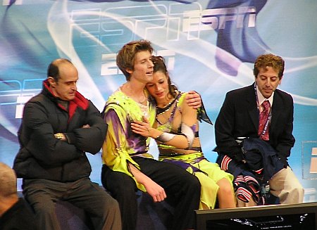 Lindsay Cohen &amp; Evan Roberts in the kiss &amp; cry