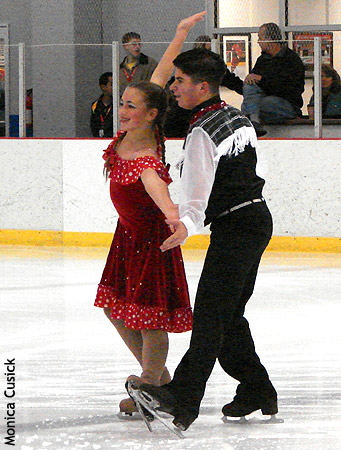 Zoe Sakas &amp; Christopher Larosa - Hickory Hoedown