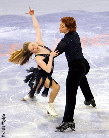 Chloe Wolf &amp; Rhys Ainsworth - Novice Gold