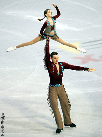 Brynn Carman &amp; Christopher Knierim - Novice Pairs Gold