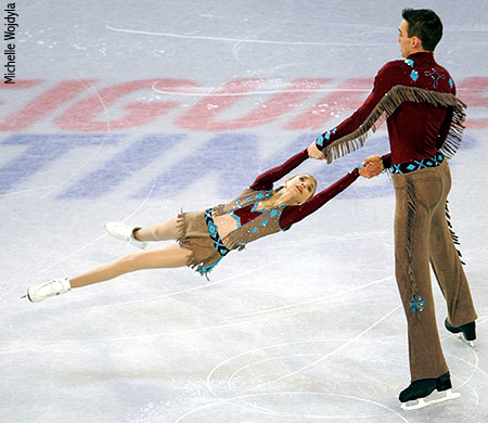 Brynn Carman &amp; Christopher Knierim - Novice Pairs Gold