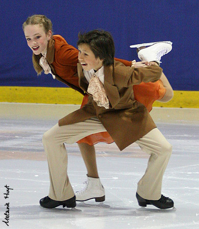 Katie Desveaux &amp; Dmitre Razgulajevs