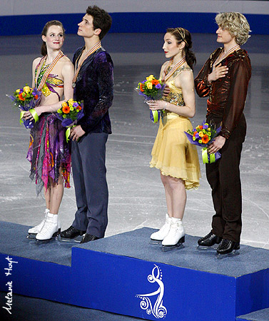Virtue &amp; Moir and Davis &amp; White during the National Anthem