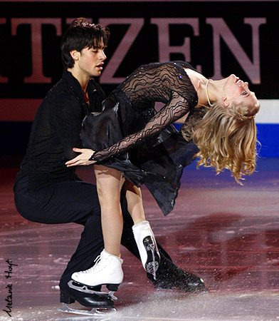 Kaitlyn Weaver &amp; Andrew Poje - "The Prayer"