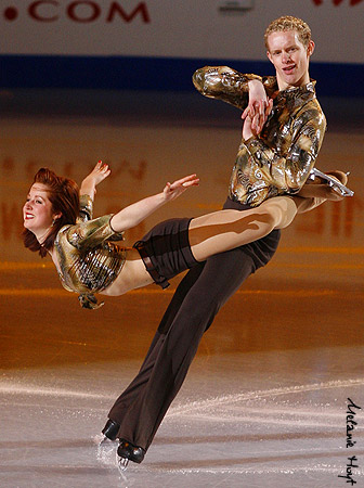 Emily Samuelson &amp; Evan Bates - "You Should Be Dancing"