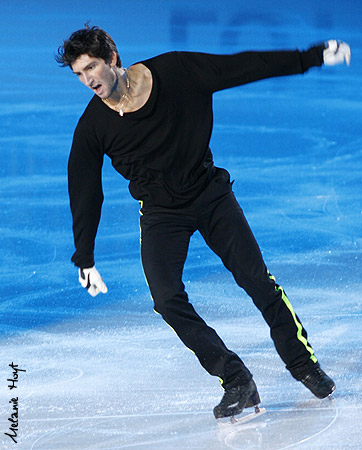 Evan Lysacek - "Stronger"
