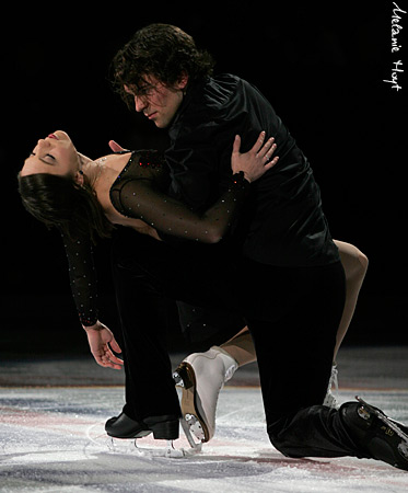 Jessica Dub&eacute; &amp; Bryce Davison - "Black Magic Woman"