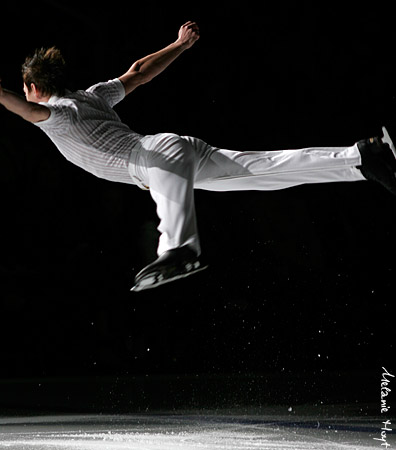 Stop action at high point? Score! Sitting on the correct side of the arena? FAIL!