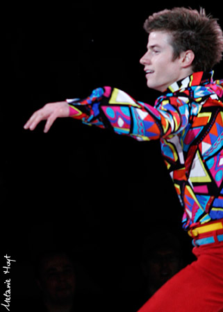 Two creepy disembodied heads are mesmerized by Jeff's shirt