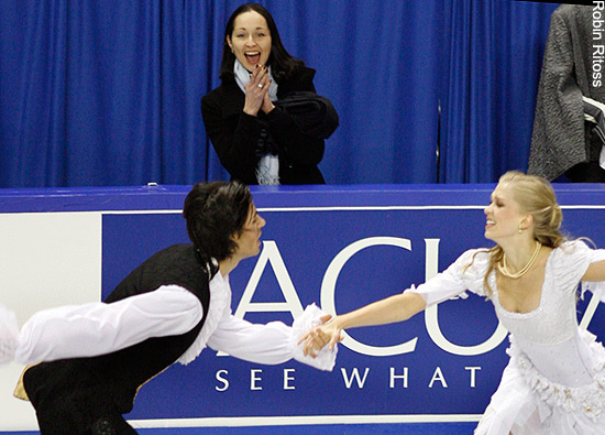 Kaitlyn Weaver &amp; Andrew Poje (CAN) and happy coach Anjelika Krylova
