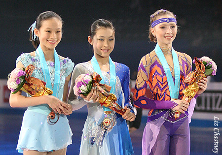 Junior Ladies Medalists: (L-R) Christina Gao (USA) bronze, Kanako Murakami (JPN) gold, Polina Shelepen (RUS) silver