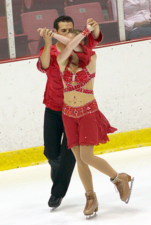 Arm position matching dress pattern - level 4