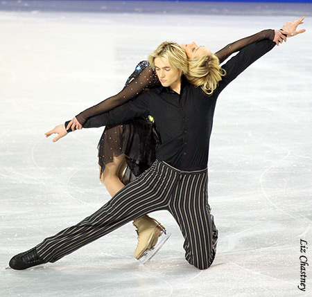 Pernelle Carron &amp; Lloyd Jones (FRA)
