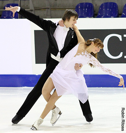 Ksenia Pecherkina &amp; Aleksander Jakushin (LAT)
