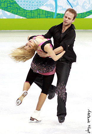 Nora Hoffmann &amp; Maxim Zavozin (HUN)