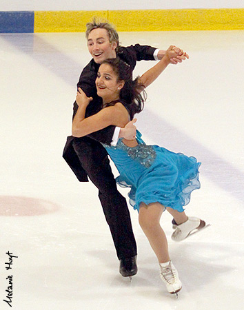 Kelly Oliveira &amp; Jordan Hockley
