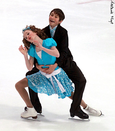 Katie Desveaux &amp; Dmitre Razgulajevs