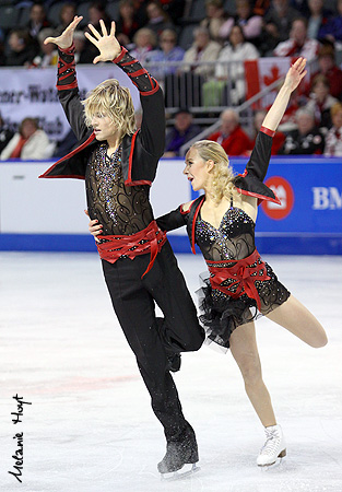 Pernelle Carron &amp; Lloyd Jones (FRA)