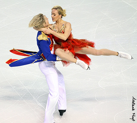 Pernelle Carron &amp; Lloyd Jones (FRA)