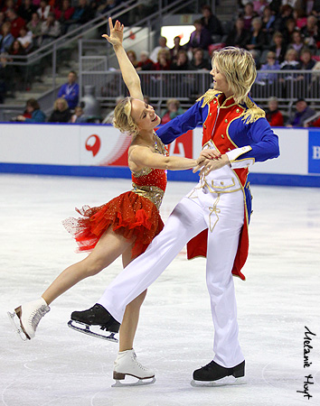 Pernelle Carron &amp; Lloyd Jones (FRA)