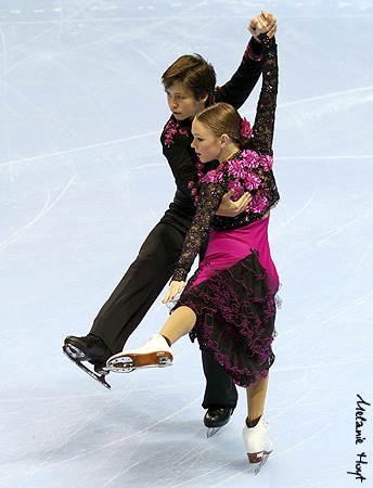 Katie Desveaux &amp; Dmitre Razgulajevs