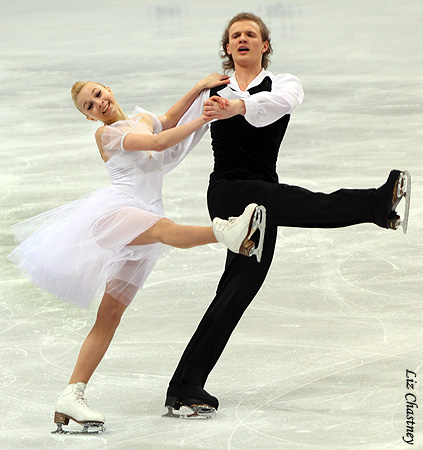 Evgenia Kosigina &amp; Nikolai Moroshkin (RUS)