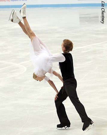 Evgenia Kosigina &amp; Nikolai Moroshkin (RUS)