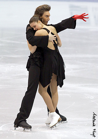 Ekaterina Pushkash &amp; Jonathan Guerreiro (RUS)