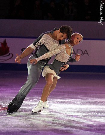Tatiana Volosozhar &amp; Maxim Trankov (RUS)