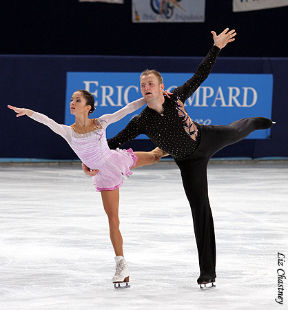 Vera Bazarova &amp; Yuri Larionov (RUS)