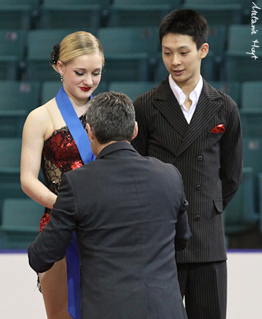 Bruser &amp; Lum receive their medals from Benoit Lavoie