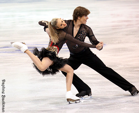Anna Yanovskaia &amp; Sergei Mozgov (RUS)