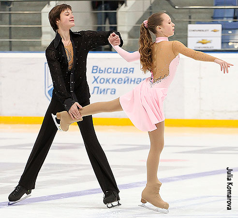 Yulia Borisova & Mikhail Oshkvarkov 