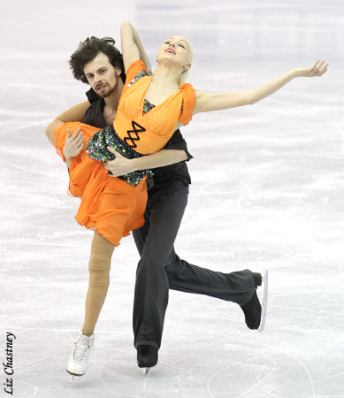 Anastasia Zvorigina &amp; Maciej Bernadowski (POL)