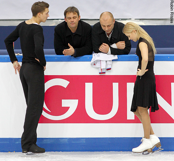 Bobrova & Soloviev w/ coaches Oleg Volkov & Alexander Zhulin