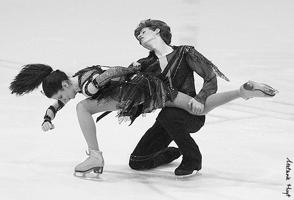 Elliana Pogrebinsky & Ross Gudis (USA)