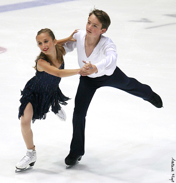 Chloe Lewis & Logan Bye