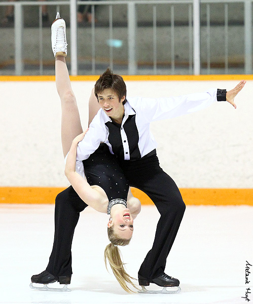 Katie Desveaux & Dmitre Razgulajevs (CAN)