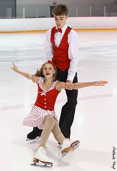Hanna Wrong & Evan Cook