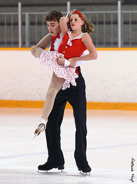 Hanna Wrong & Evan Cook