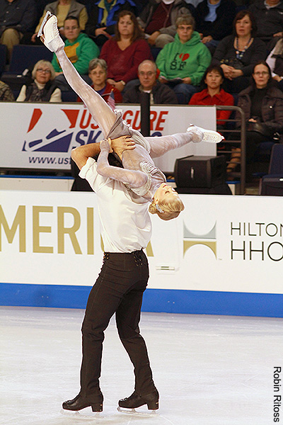 Kaitlyn Weaver & Andrew Poje (CAN)