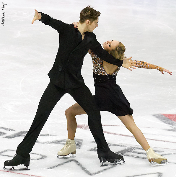 Pernelle Carron & Lloyd Jones (FRA)