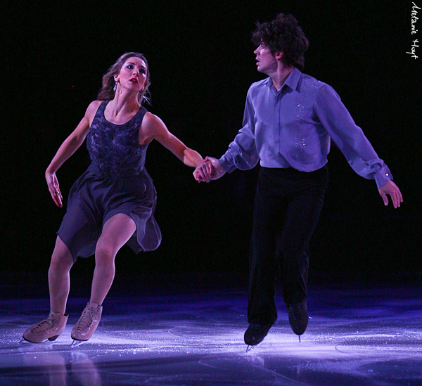 Sinead Kerr & John Kerr