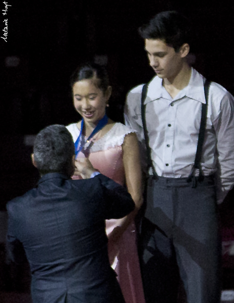 Danielle Wu & Spencer Soo receive the gold medals