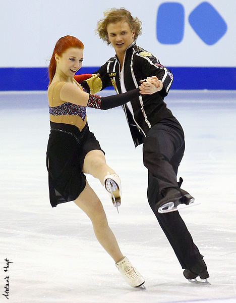 Evgenia Kosigina & Nikolai Moroshkin (RUS)