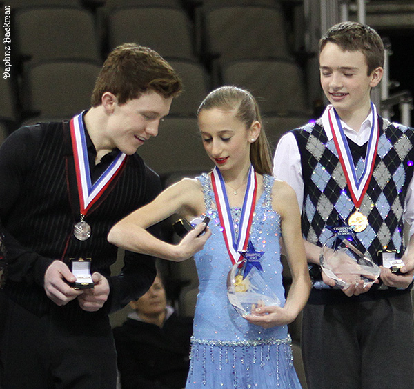 Joseph Johnson checks out Chloe Lewis' pin