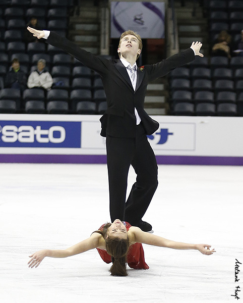 Ekaterina Riazanova & Ilia Tkachenko (RUS) 