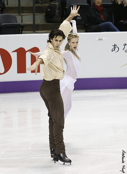Kaitlyn Weaver & Andrew Poje (CAN) 