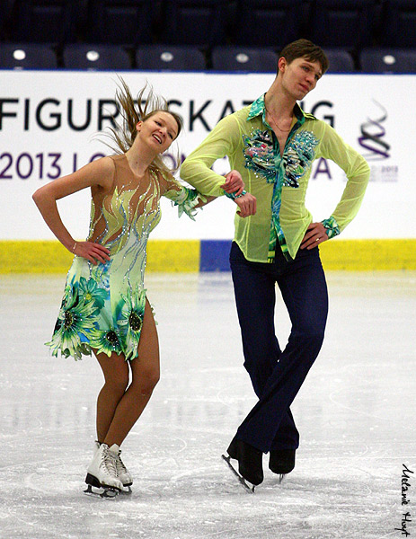 Viktoria Kavaliova & Yurii Bieliaiev (BLR) 13Worlds-TuesPr-1328-KB-MH
