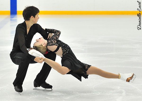 Katie Desveaux & Dmitre Razgulajevs
